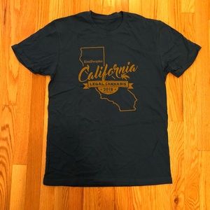 NWOT Large California Legal Cannabis t-shirt